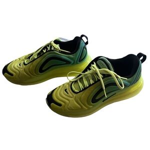 Nike Air Max 720 Volt Green
A02924-701- Mens Size 8